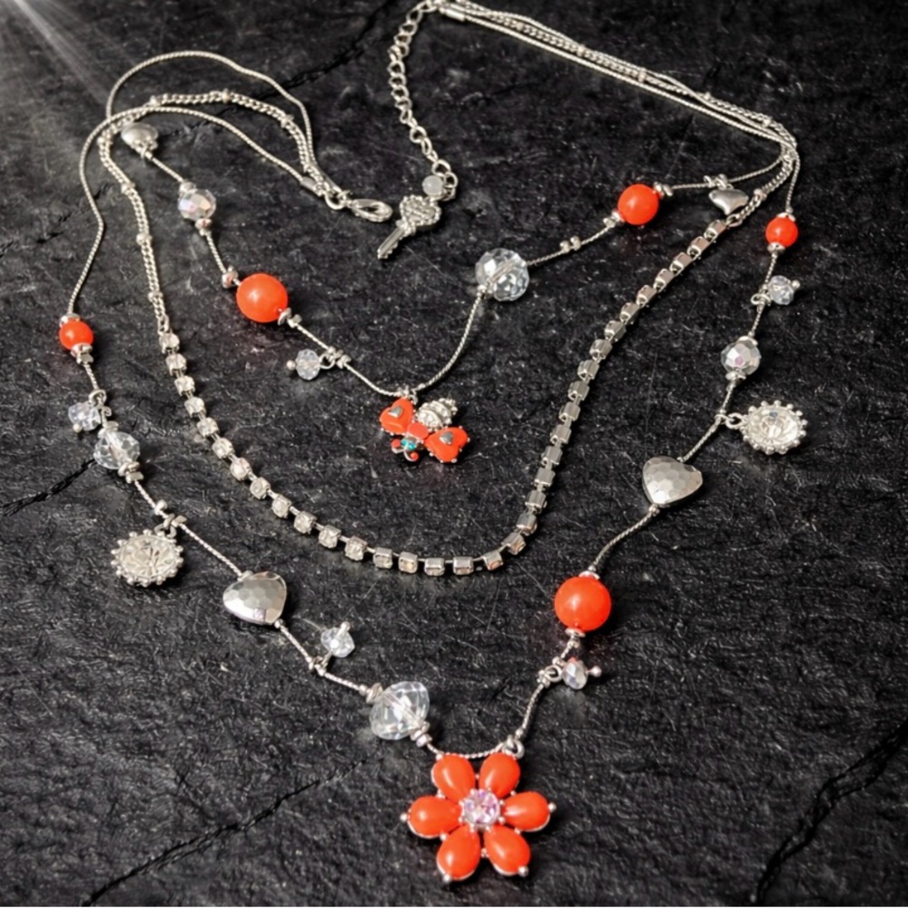 RARE Betsey Johnson BEE Silver-Tone Layered Necklace with Coral Flower and Beads